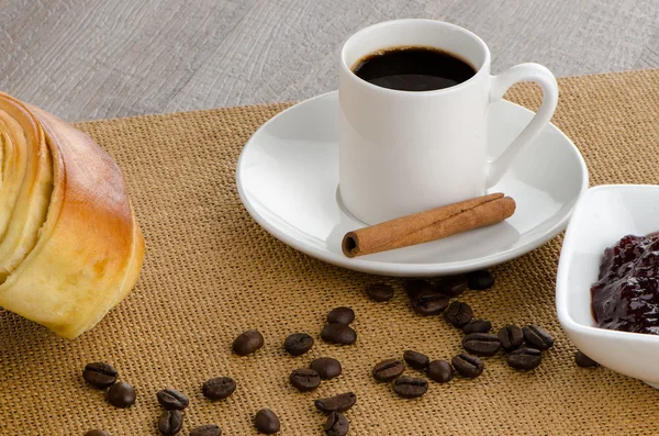 Cup of black coffee — Stock Photo, Image