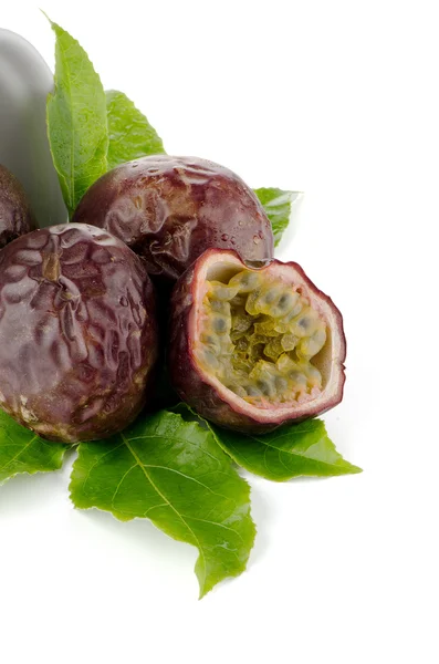 Fresh passion fruit — Stock Photo, Image