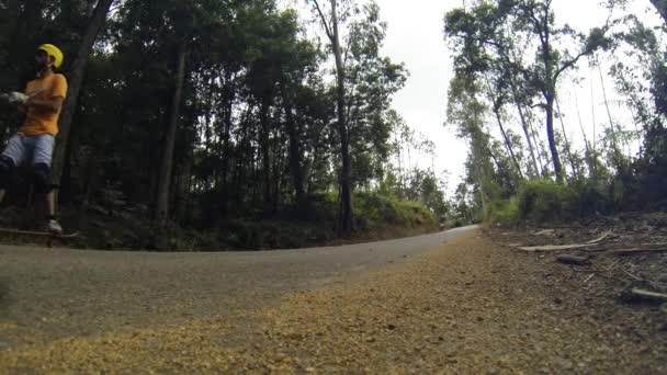 Skateboard rider durante il secondo Newton's Force Festival 2014 . — Video Stock