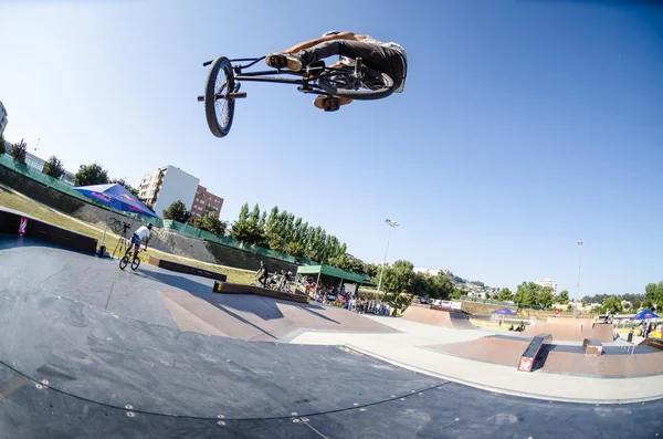 Tiago Tavares durante la serie DVS BMX 2014 de Fuel TV — Foto de Stock