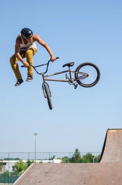 Gabriel neto během série dvs bmx 2014 podle paliva televizní — Stock fotografie