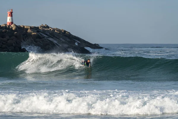 Bodyboarder Montando Una Ola Playa Jacinto Cerca Aveiro Portugal —  Fotos de Stock