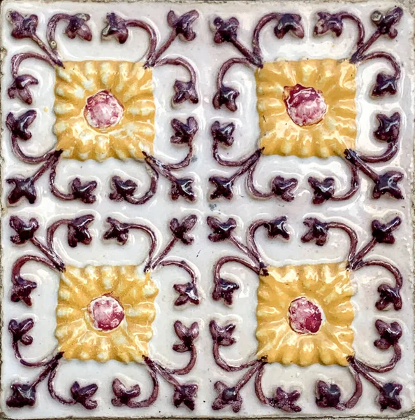 伝統的な華やかなポルトガルの装飾タイル Azulejos — ストック写真