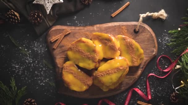 Traditional Christmas Rabanadas Egg Yolk Cream Cinnamon Spanish Torrijas Close — Stock Video