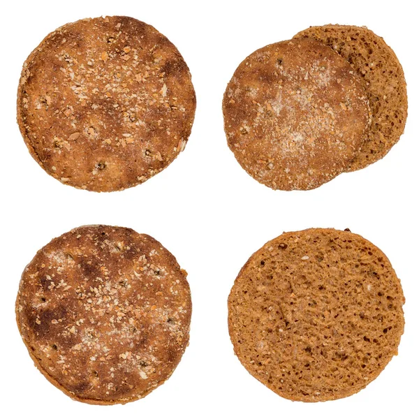 Kawałki Okrągłego Chleba Żytniego Izolowane Białym Tle — Zdjęcie stockowe