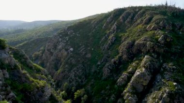 Cerro da Candosa patikalarından görüntü, Gois - Portekiz.