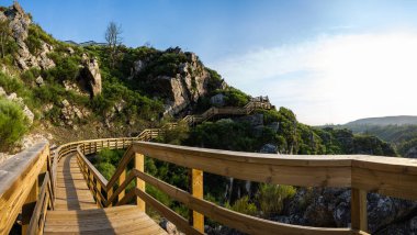 View from Cerro da Candosa pathways, Gois - Portugal.