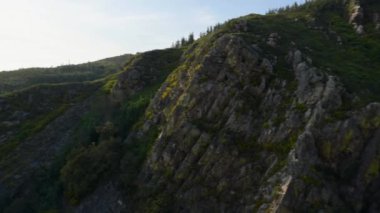 Cerro da Candosa patikalarından görüntü, Gois - Portekiz.