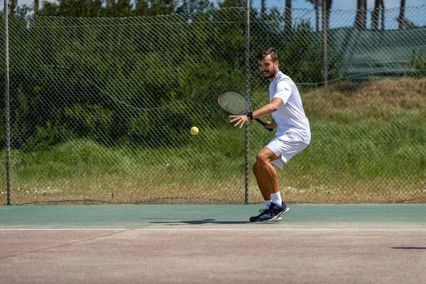 Tennis Player Hitting Forehand Ball Racket Court — Stock Photo, Image