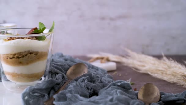 Natas Ceu Traditionel Portugisisk Dessert Blive Spist Med Ske – Stock-video