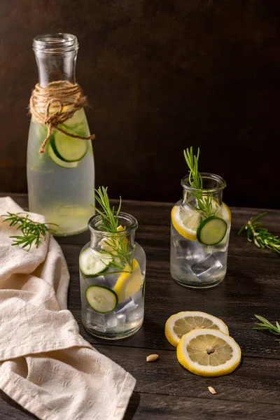 Water Flavored Lemon Cucumber Rosemary Leaves — kuvapankkivalokuva
