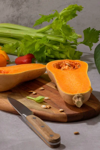 Autumn Vegetables Arranged Kitchen Worktop While Preparing Pumpkin Soup — Stock Photo, Image