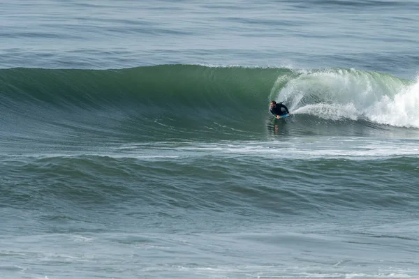 Bodyboardista Vlně Pláži Furadouro Ovar Aveiro Portugalsko — Stock fotografie