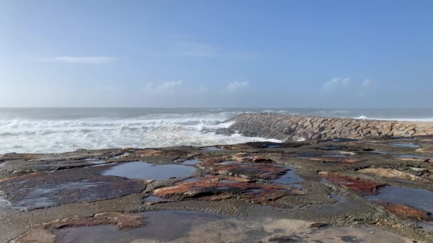 Ovar Portugalia Października 2022 Morze Wznosi Się Wybrzeże Furadouro Ovarze — Wideo stockowe