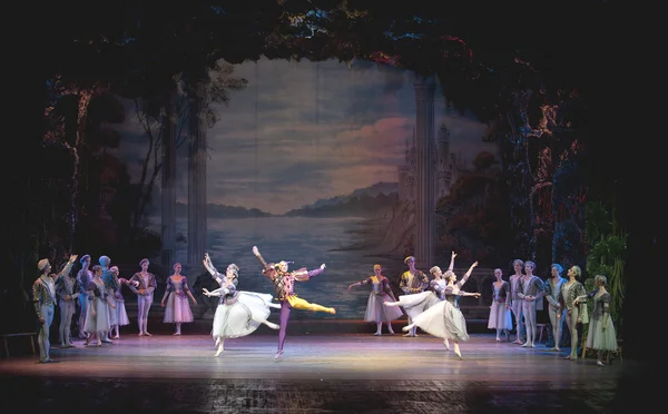 Le lac classique des cygnes de ballet — Photo