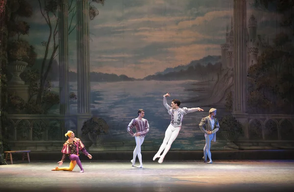 Le lac classique des cygnes de ballet — Photo