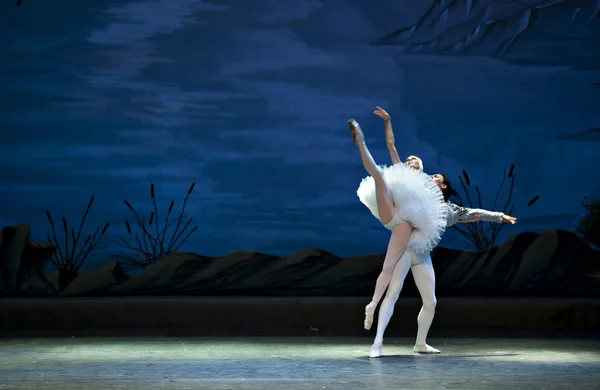 Le lac classique des cygnes de ballet — Photo