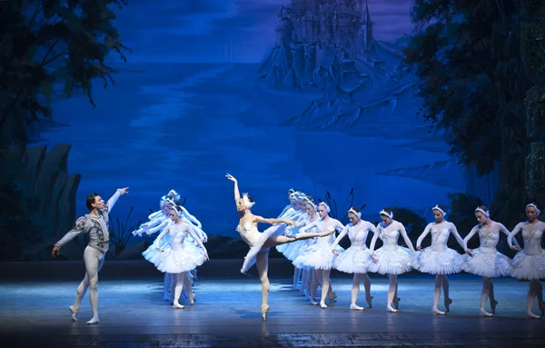 Le lac classique des cygnes de ballet — Photo