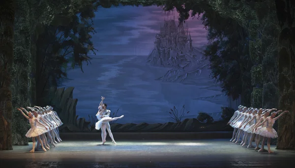 Klasický balet – Labutí jezero — Stock fotografie