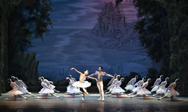 Le lac classique des cygnes de ballet — Photo