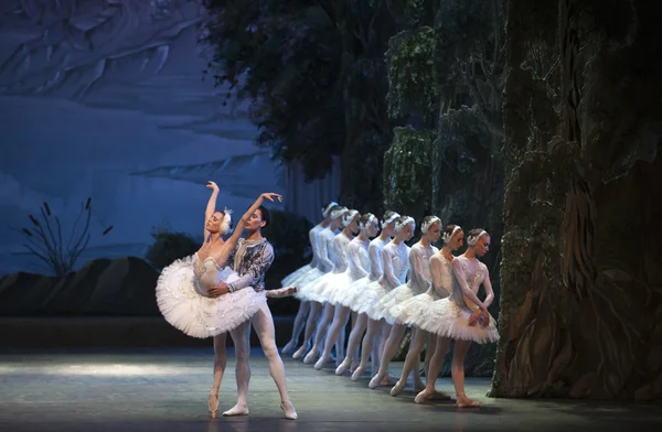 Le lac classique des cygnes de ballet — Photo