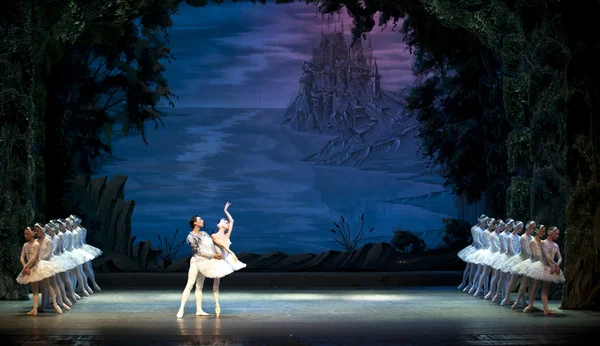 Le lac classique des cygnes de ballet — Photo