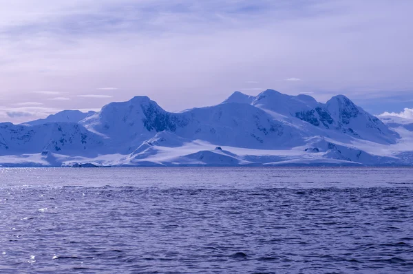 Iceberg antártico — Fotografia de Stock