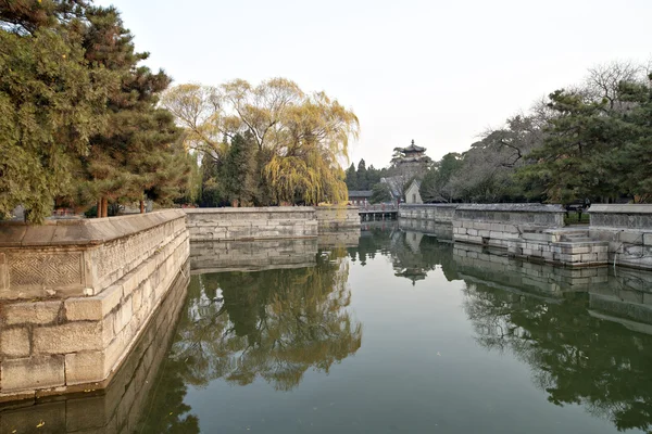 El jardín real chino de la antigüedad — Foto de Stock