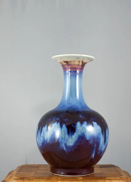 Decorating vase — Stock Photo, Image