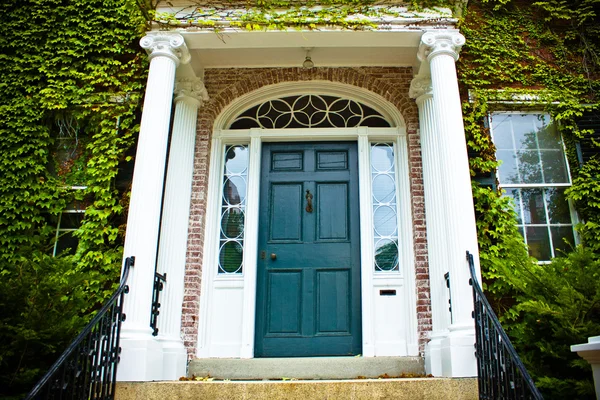 Home Entrance — Stock Photo, Image