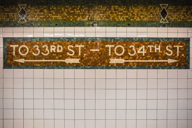 NYC metro işareti