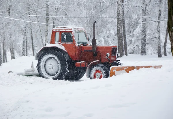 Removing snow after winter storm — Stock Photo, Image