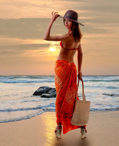 Caucasian woman standing in bikini — Stock Photo, Image