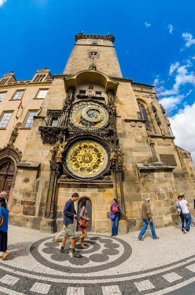 Der berühmte Uhrturm des Prager Rathauses — Stockfoto