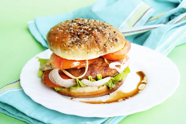 Burger with meat and baked vegetables — Stock Photo, Image