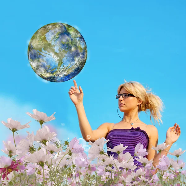 Beautiful young female and planet Earth.Ecology concept — Stock Photo, Image