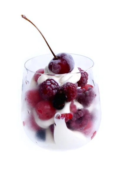 Fruchtbeeren-Dessert — Stockfoto
