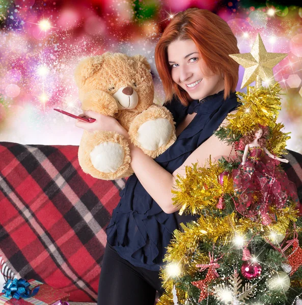 Teddy bear.christmas ile gece yeni year.woman — Stok fotoğraf