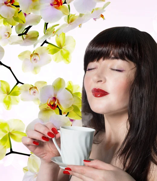 Japanese Beautiful Girl with a cup aromatic beverage — Stock Photo, Image