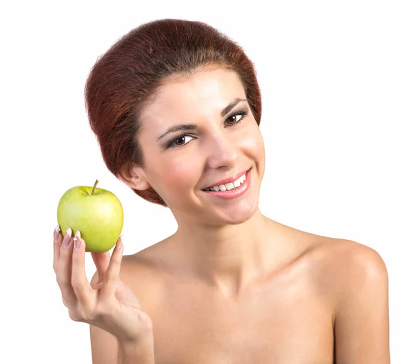 Mooi meisje met groene verse apple op witte achtergrond — Stockfoto