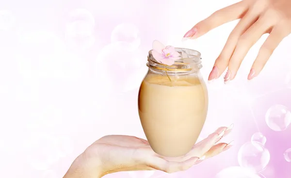 Natural Flower Cream for Woman hands.Spa salon — Stock Photo, Image