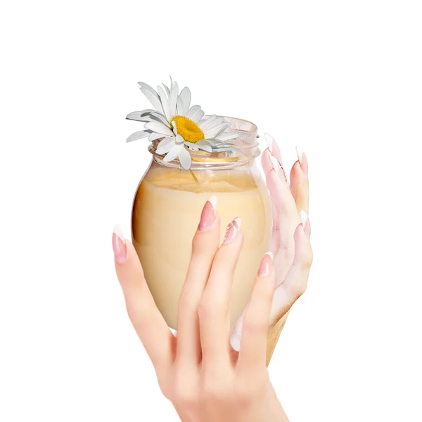 Creme de flor natural para mulheres hands.Spa — Fotografia de Stock