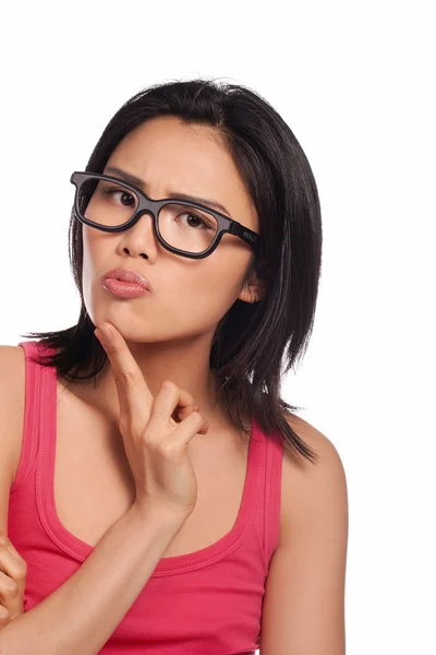 Nachdenkliche asiatische Frau in Brille — Stockfoto