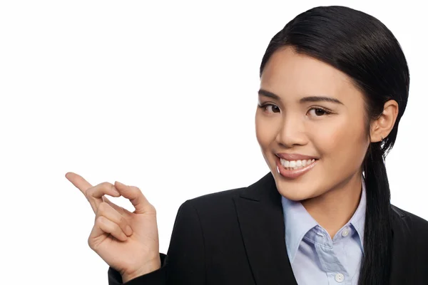 Asiática mujer de negocios apuntando — Foto de Stock