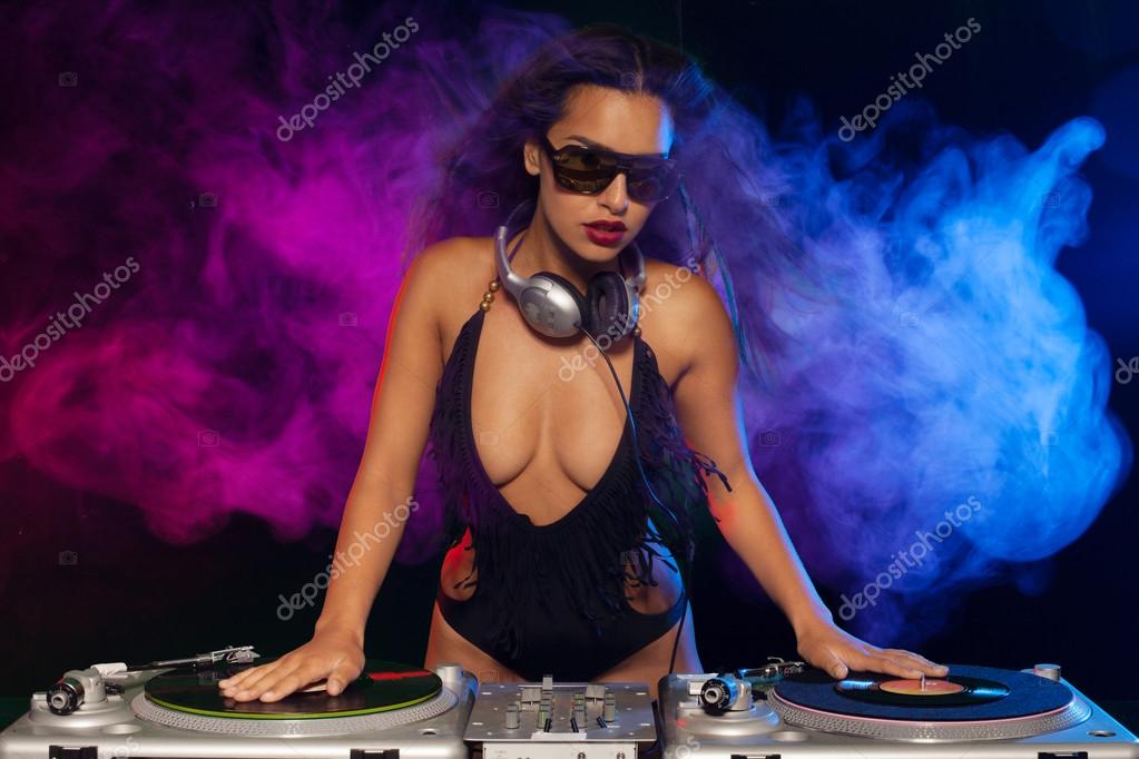 Dj sexy girl Stock Photo by ©nelka7812 29140327 Dj sexy girl Stock Photo by ©nelka7812 29140327