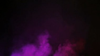 duman dolu atmosferi