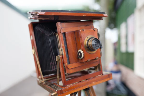 Vintage fole de madeira câmera — Fotografia de Stock