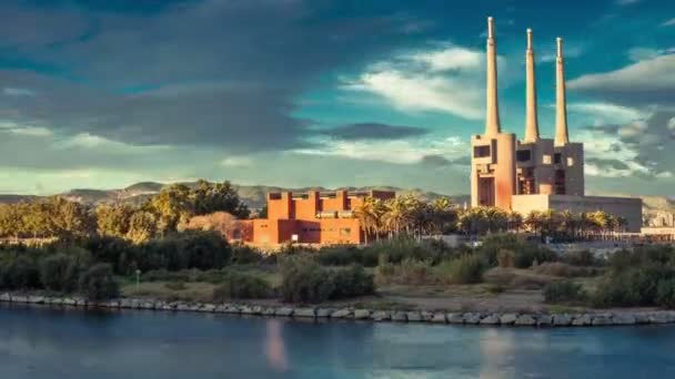 Eski elektrik santrali, Barselona, İspanya — Stok video
