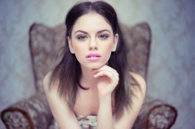 güzel şehvetli genç kadın