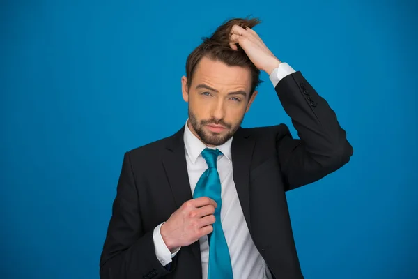 Retrato de un hombre de negocios guapo y seguro —  Fotos de Stock